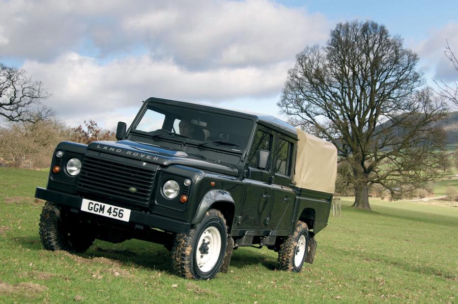  Land Rover Defender 2006 года  (фото 75 из 227)